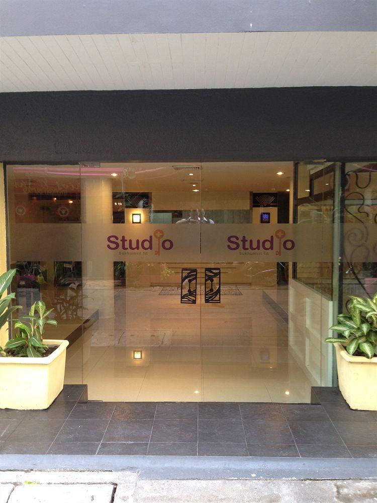 Studio Sukhumvit 18 By Icheck Inn 曼谷 外观 照片