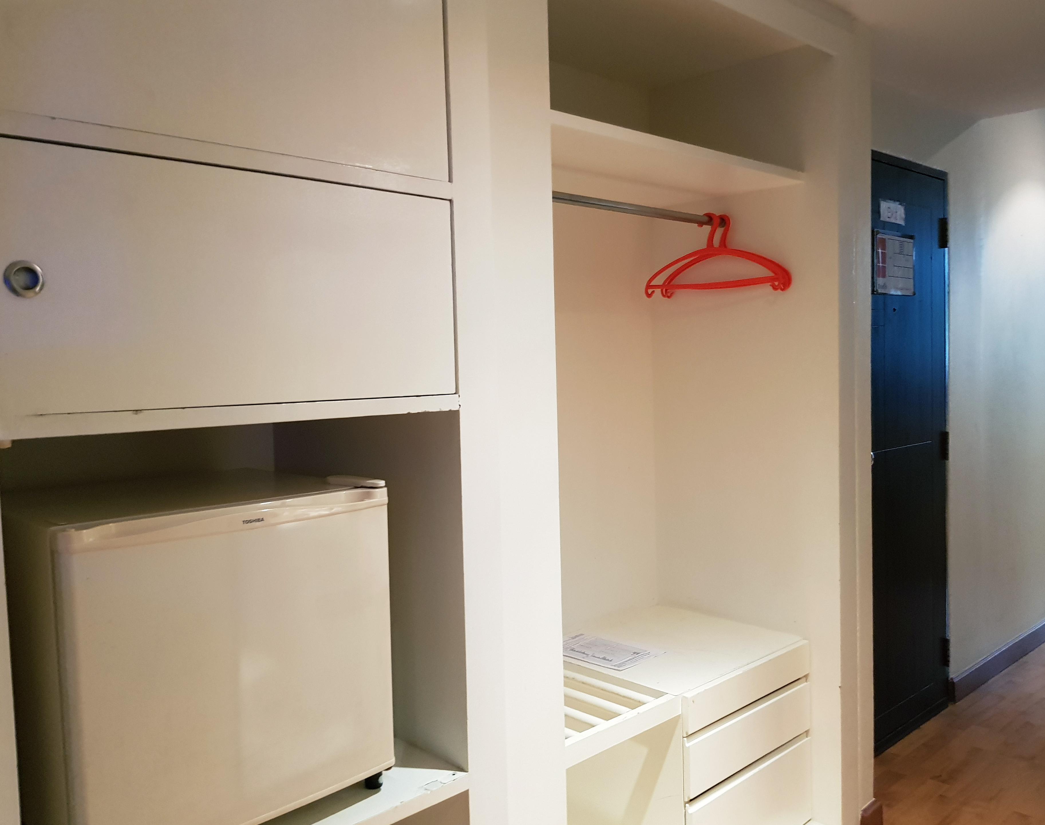 Studio Sukhumvit 18 By Icheck Inn 曼谷 外观 照片