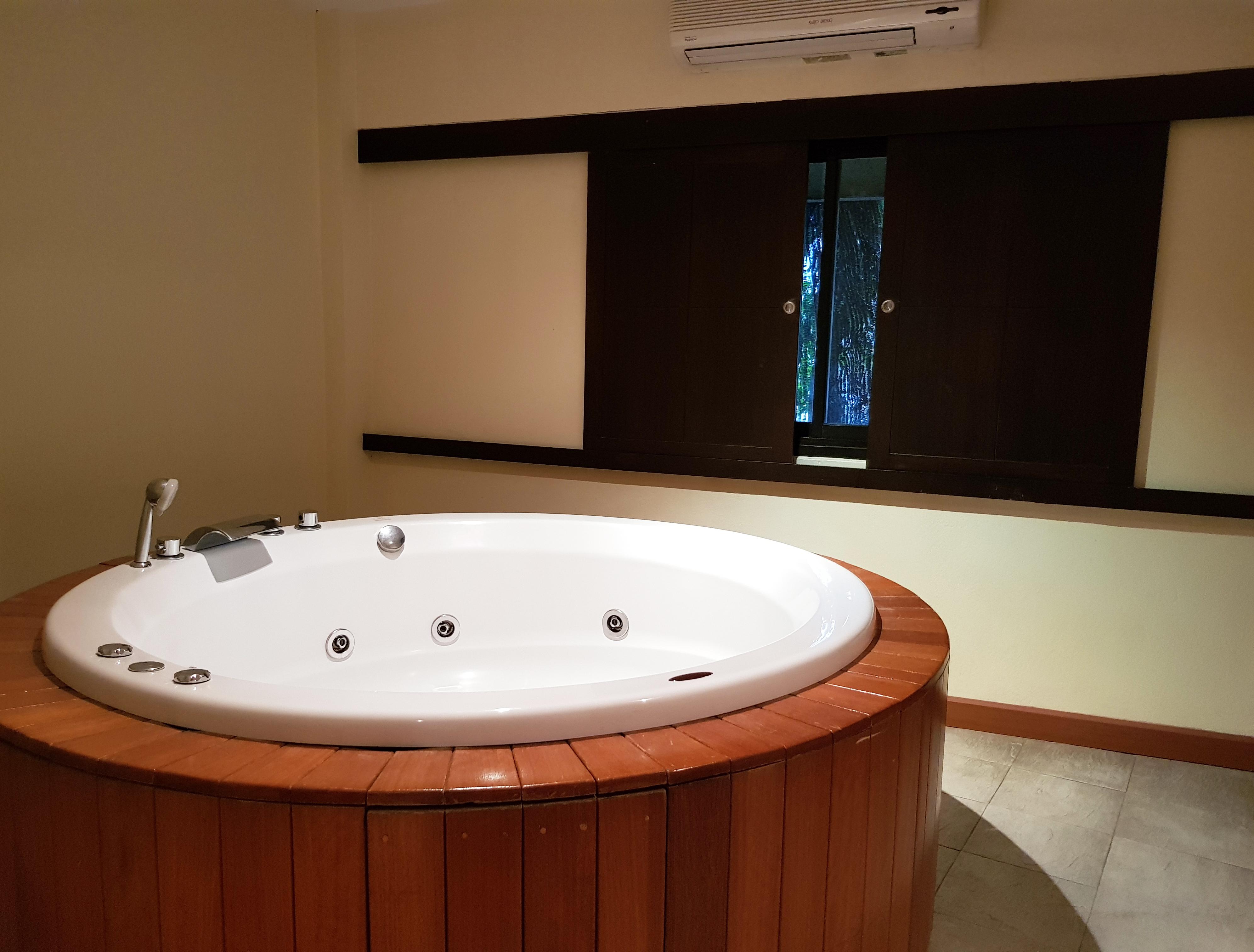 Studio Sukhumvit 18 By Icheck Inn 曼谷 外观 照片